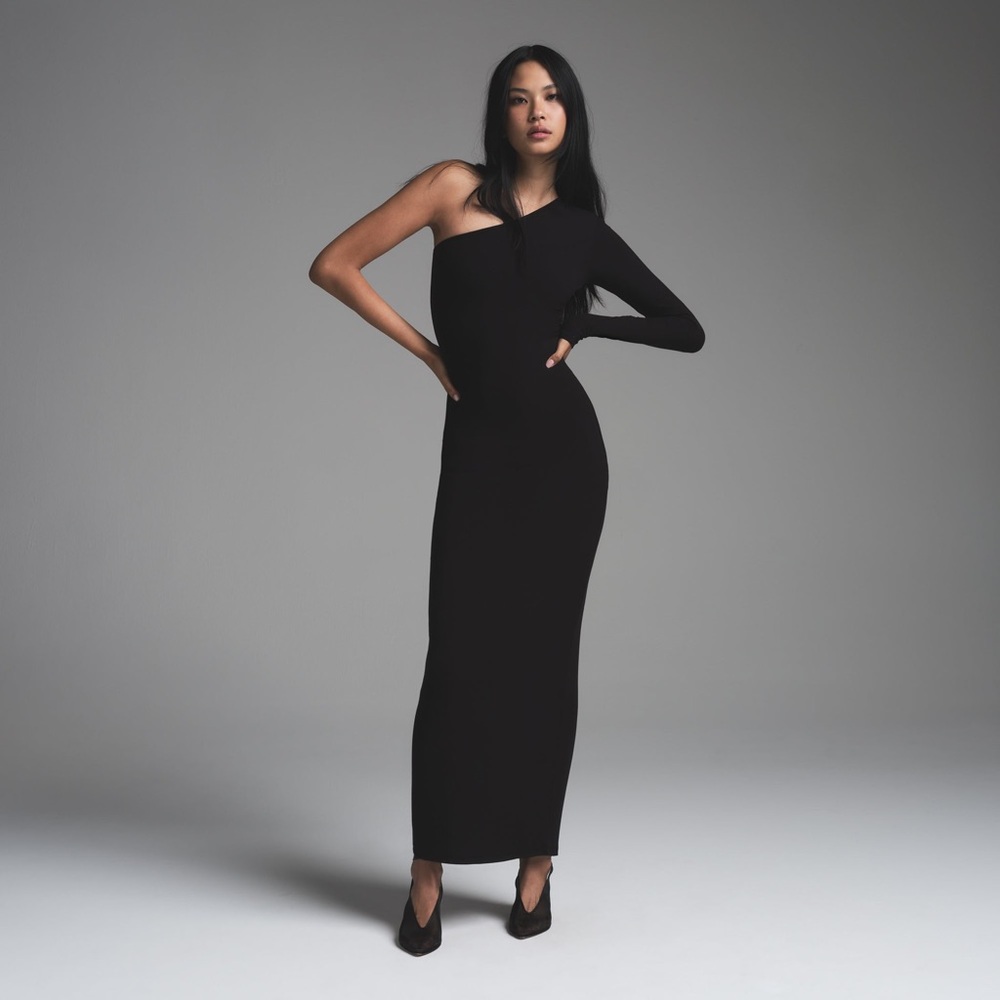 SKIMS Asymmetric One-Sleeve Maxi Dress in Black